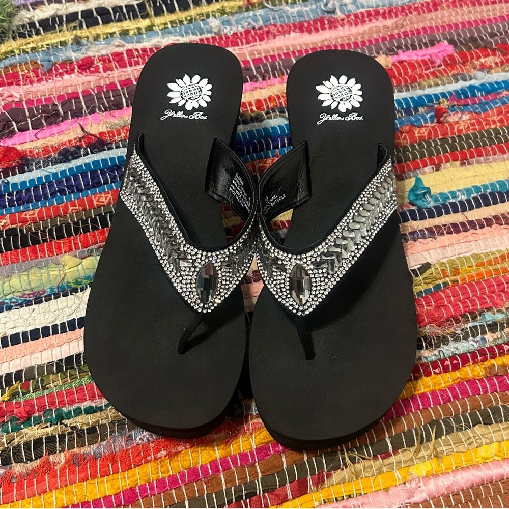 Yellow Box Glorian Black Wedge Bling Sandals